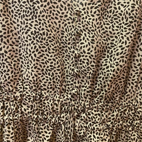 H&M flowy short sleeve top - Picture 3 of 4